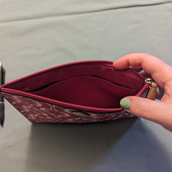 Coach zipper pouch - Picture 1 of 5